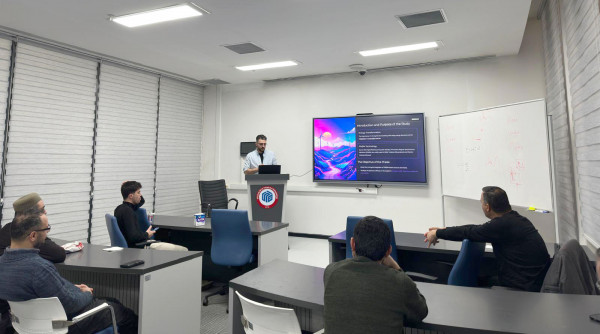 SBTÜ Elektrik-Elektronik Mühendisliği Bölümünde Arş. Gör. Arda Ahmet Ateş’ten Elektrik Tesisleri Alanında Sunum Gerçekleştirdi